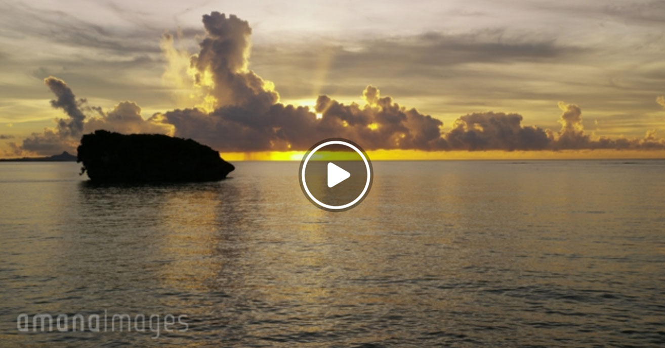 夕日 沖縄のビーチ 4k8k Red 8k高画質動画素材制作